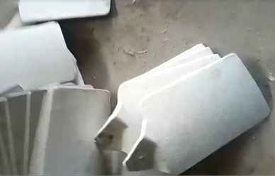 315噸風機扇葉(ye)成型一次壓3片