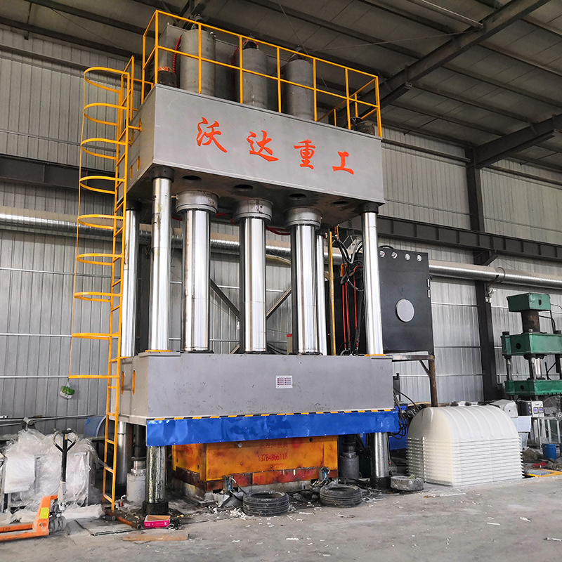 2000噸模壓(yā)玻璃鋼化糞池(chí)液壓機視頻