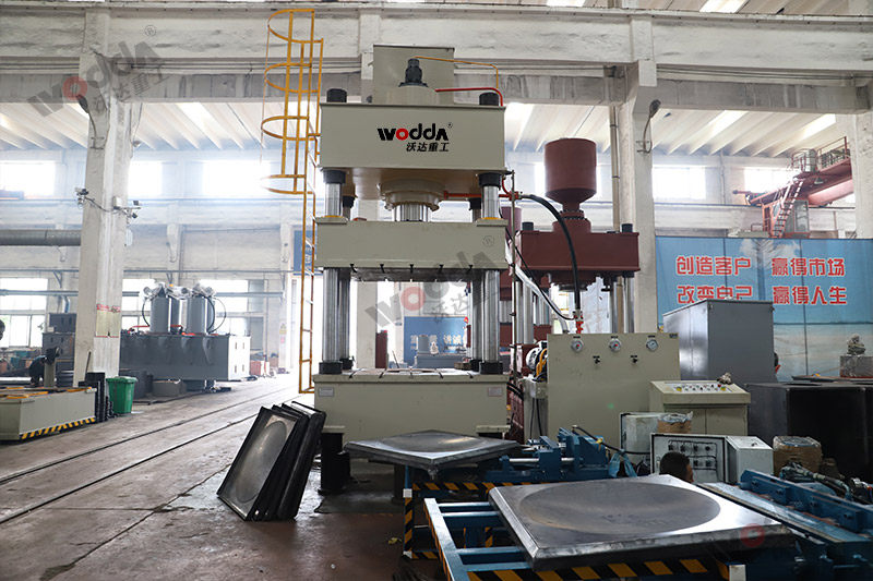 不鏽鋼水箱闆成型液壓機 不鏽鋼水箱闆成型液壓機