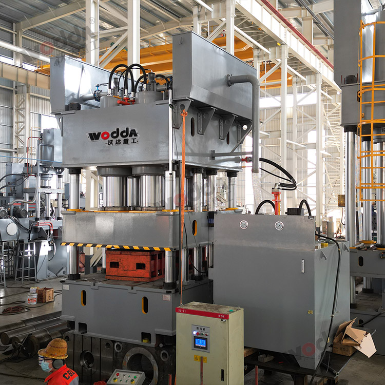 2500噸液壓機 2500噸液壓機