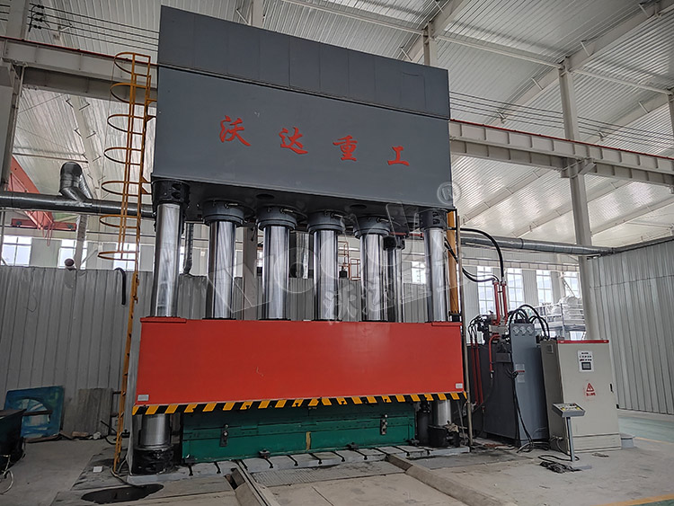 2500噸複合材料成型液壓機