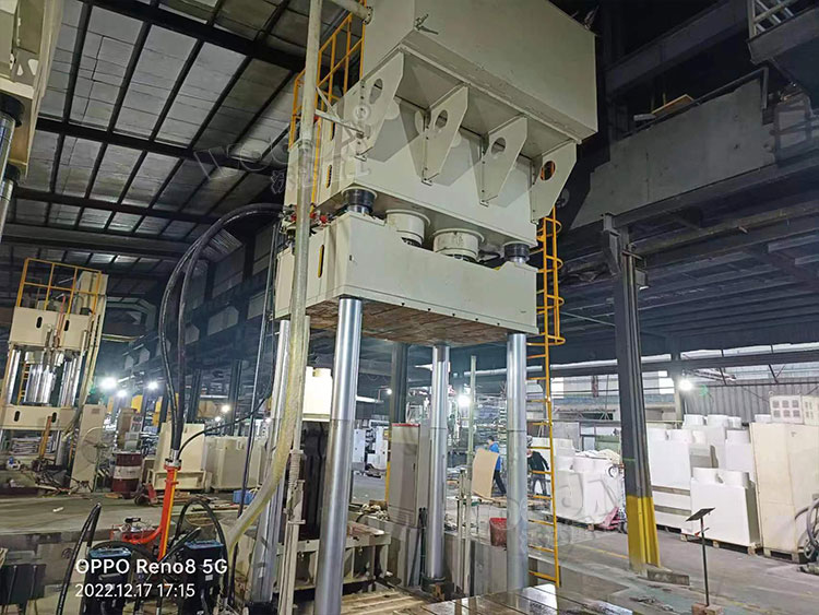 1500噸複合材料成型液壓機