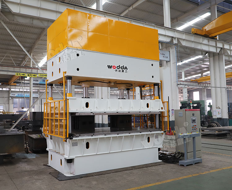 100T汽車内飾件成型液壓機