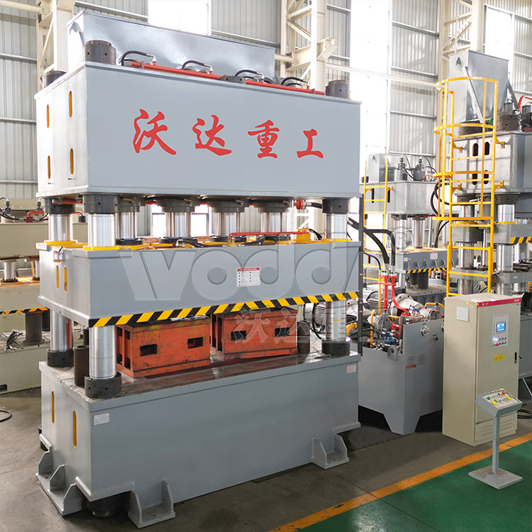 800噸大台面四柱液壓機