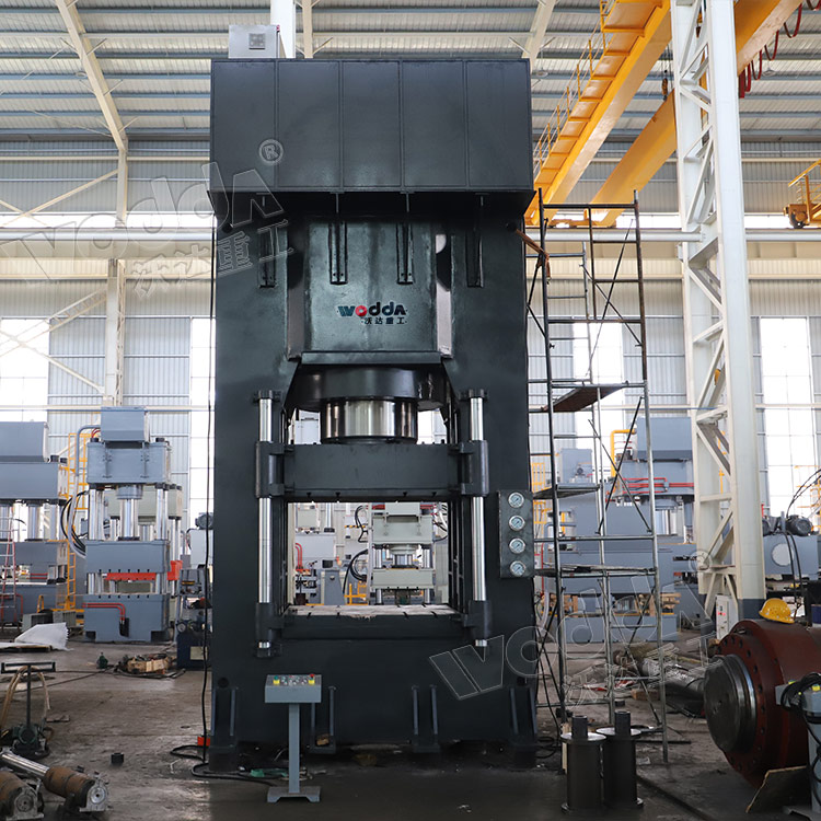 1800噸框架式液壓機 1800噸框架式液壓機