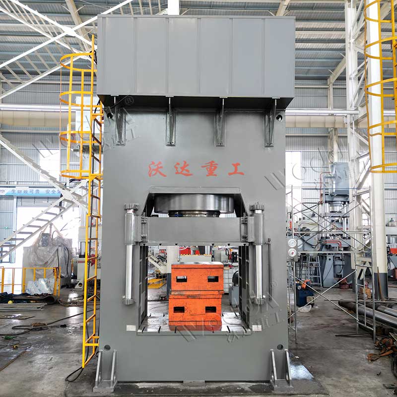 1800噸框架式液壓機 1800噸框架式液壓機