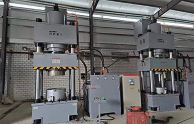 500噸(dūn)橡塑制品液壓(yā)機